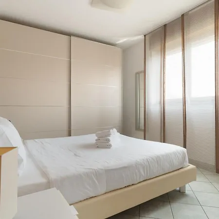 Guesthost - Comfy Flat X4 Near Abbiategrasso Mm2 Appartamento